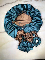 Load image into Gallery viewer, Luxury Satin  Reversible Bonnet With Matching Scrunchies
