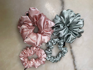 Luxury Satin  Reversible Bonnet With Matching Scrunchies